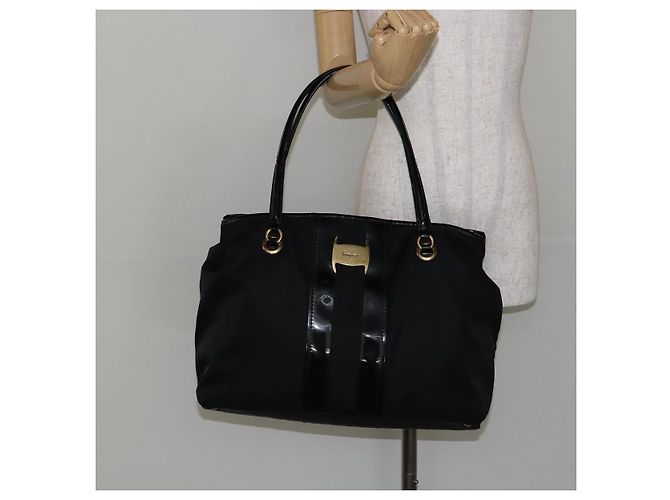 Borsa Tote Salvatore Ferragamo in nylon nero e oro Auth bs29903 D'oro - vista 24