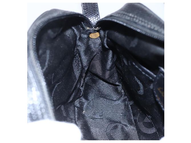 Borsa a Spalla Vala in Pelle Nera e Oro Salvatore Ferragamo Auth BA7980 Nero D'oro - vista 18