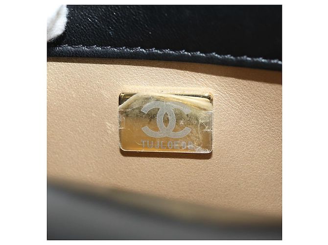 CHANEL Borsa a Catena Matelassé con Charm Perla Pelle di Agnello Nero Oro CC Auth 146362SM D'oro - vista 11