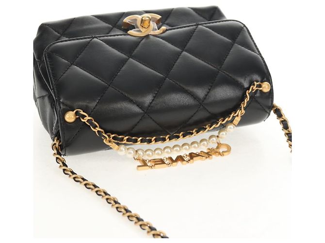 CHANEL Borsa a Catena Matelassé con Charm Perla Pelle di Agnello Nero Oro CC Auth 146362SM D'oro - vista 6