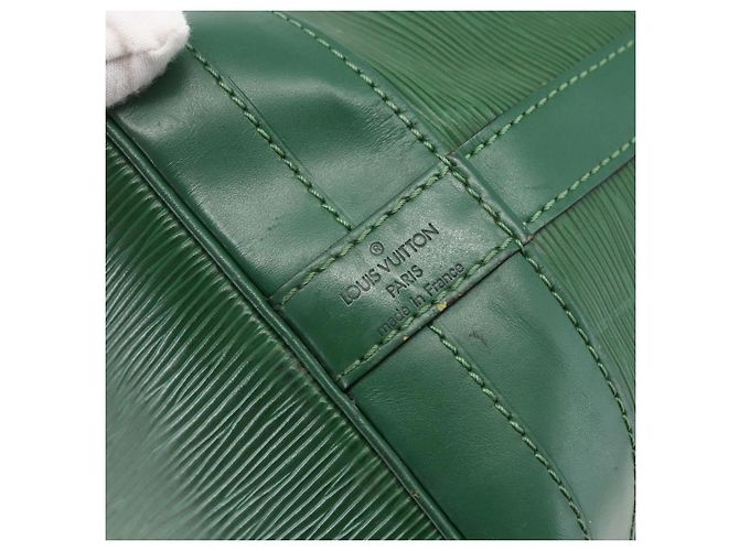LOUIS VUITTON Borsa a Spalla Epi Noe Verde M44004 LV Auth 145661 - vue 17