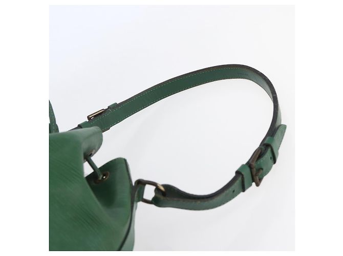 LOUIS VUITTON Borsa a Spalla Epi Noe Verde M44004 LV Auth 145661 - vue 8