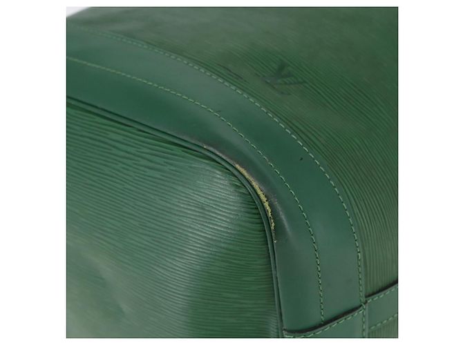 LOUIS VUITTON Borsa a Spalla Epi Noe Verde M44004 LV Auth 145661 - vue 9