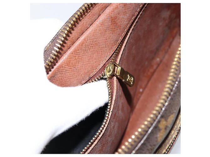 LOUIS VUITTON Clutch Marly Dragonne GM Monogram M51825 LV Auth bs30865 Monogramma - vista 10