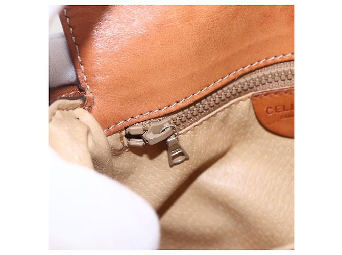 Céline Borsa a Spalla in Tela Macadam CELINE in Pelle PVC Marrone Oro Auth 157769 D'oro - vista 16