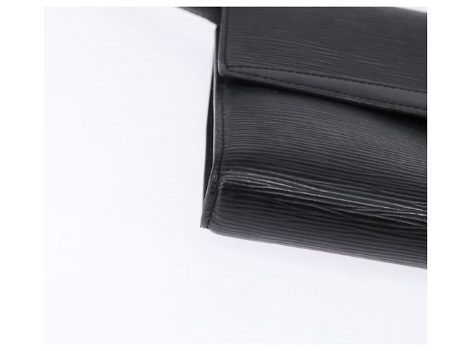 LOUIS VUITTON Epi Pochette Arche Borsa a Spalla Nera M52572 LV Auth 144945 Nero - vista 15
