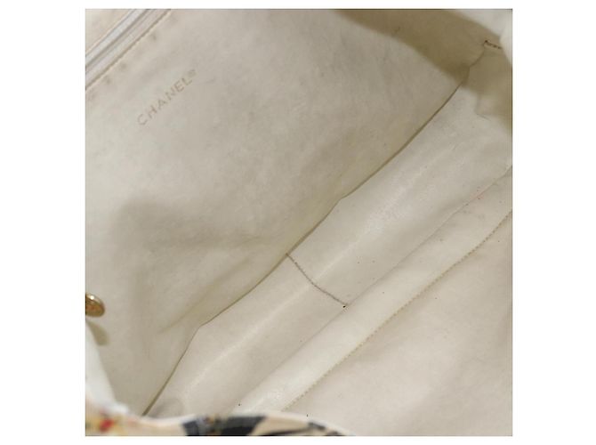 Bolsa de Ombro CHANEL em Lona Preta Dourada CC Auth 156515 Preto Dourado - vista 16