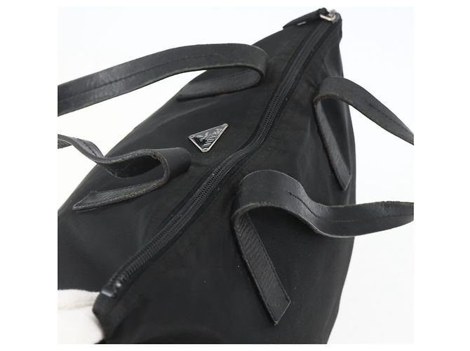 Prada Tote Bag aus schwarzem Nylon mit Silber authentisch 156932 - Ansicht 6