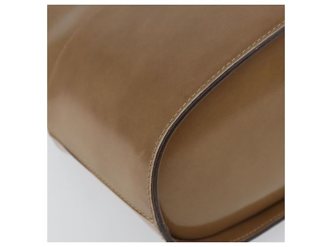 Bolso de Hombro con Cadena Salvatore Ferragamo Esmalte Beige Oro Auth 143680 Dorado - vista 11