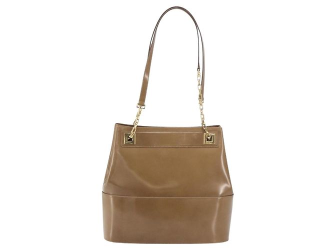 Bolso de Hombro con Cadena Salvatore Ferragamo Esmalte Beige Oro Auth 143680 Dorado - vista 3