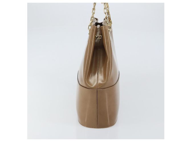 Bolso de Hombro con Cadena Salvatore Ferragamo Esmalte Beige Oro Auth 143680 Dorado - vista 4
