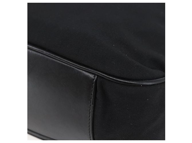 Borsa a mano in nylon nero e argento Gucci Bamboo 001 1638 3754 Auth ep11006 - vista 10