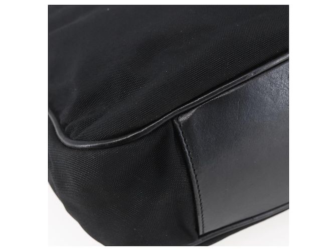 Borsa a mano in nylon nero e argento Gucci Bamboo 001 1638 3754 Auth ep11006 - vista 13