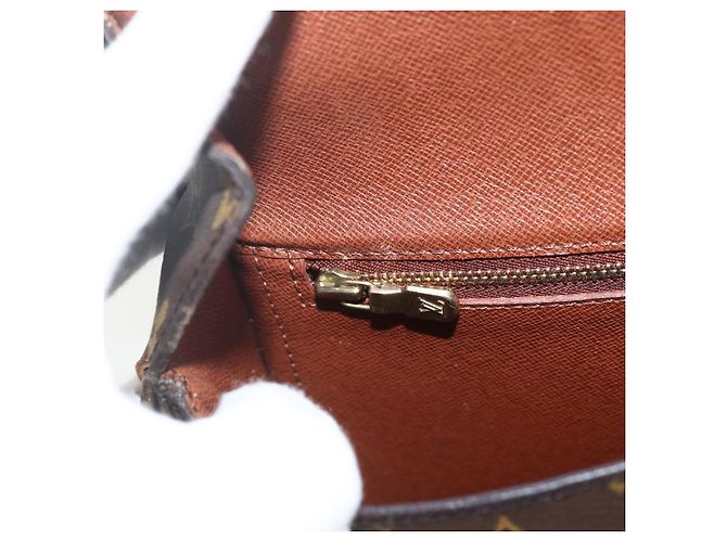 LOUIS VUITTON Monogram Saint Cloud GM Shoulder Bag M51242 LV Auth 155260 - view 22