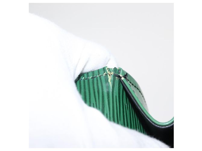 LOUIS VUITTON Clutch Jena Epi Verde M52724 LV Auth 155008 - vista 11