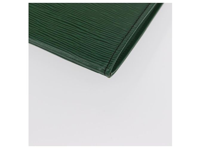 LOUIS VUITTON Clutch Jena Epi Verde M52724 LV Auth 155008 - vista 17