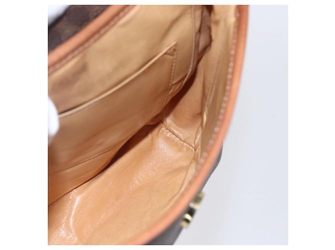 Céline Borsa a Spalla in Tela Macadam CELINE in Pelle PVC Marrone Oro Auth 154711 D'oro - vista 17