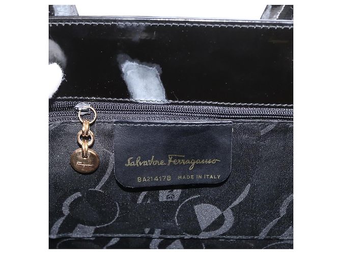 Borsa a Mano Salvatore Ferragamo Vala Smalto 2 vie Nero Oro Auth 156283 - vista 18