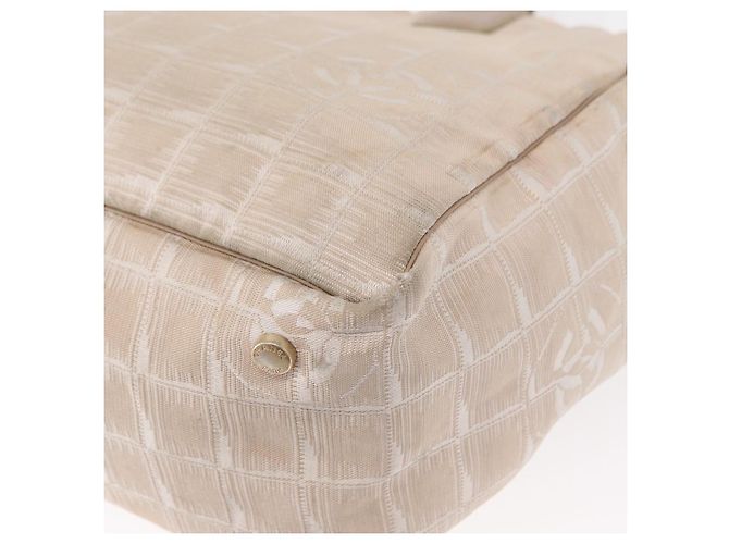 CHANEL Nuova Borsa da Viaggio in Nylon Rosa Oro CC Auth BA8665 D'oro - vista 14
