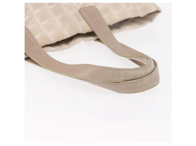 CHANEL Nuova Borsa da Viaggio in Nylon Rosa Oro CC Auth BA8665 D'oro - vista 8