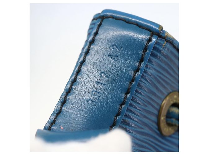 Noe LOUIS VUITTON Borsa a Spalla Petit Noé Epi Blu M44105 Auth LV yk20000 - vista 12