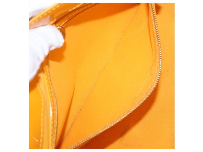 LOUIS VUITTON Borsa Wilshire PM Monogram Vernis Giallo Passione M91725 Auth 154194 - vista 24