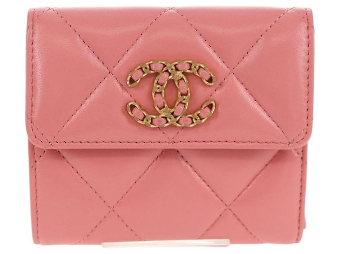 CHANEL Cartera Bifold Matelassé de Piel de Cordero Rosa Plata CC Auth BA8708V - vista 2
