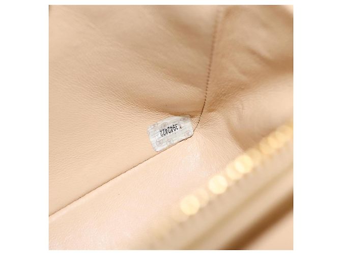 CHANEL Matelassé Rucksack aus Lammleder Beige Gold CC Auth 146557V Golden - Ansicht 25