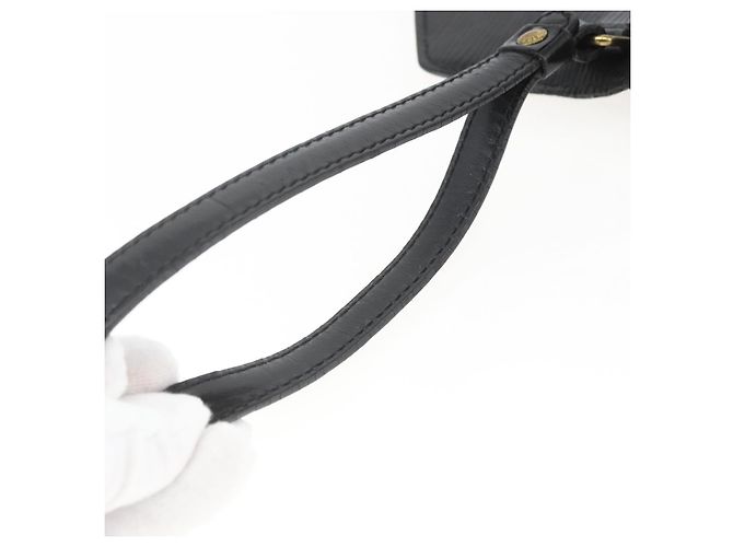 LOUIS VUITTON Borsa Clutch Dragonne Epi Serie Nera M52612 LV Auth 156992 Nero - vista 9