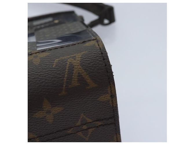 POCHETTE STAND SCACCHI MONOGRAMMA LOUIS VUITTON M81588 LV Auth 90498SM - vista 8