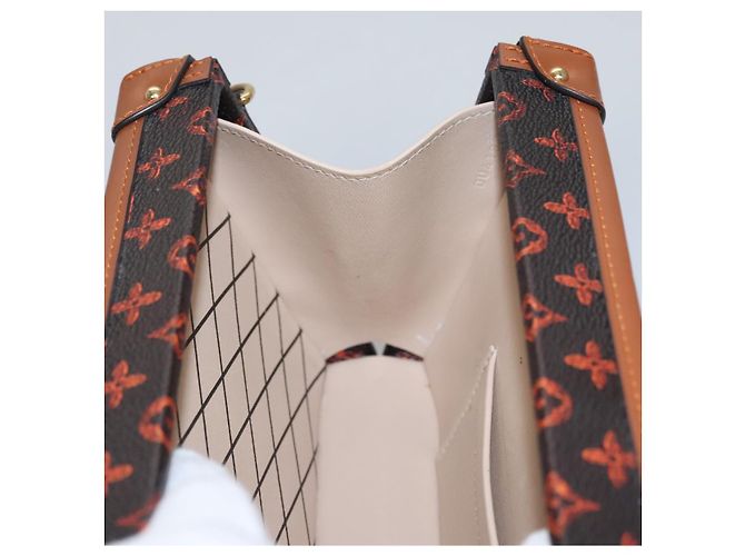 LOUIS VUITTON Catgram Petit Maru NM Borsa a Spalla M44407 LV Auth 105481SM Monogramma - vista 24