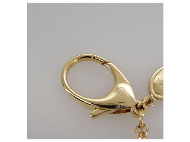 LOUIS VUITTON Bijoux Sac Carrousel Charm metallo Oro M66782 LV Auth 97979SAM D'oro - vista 16