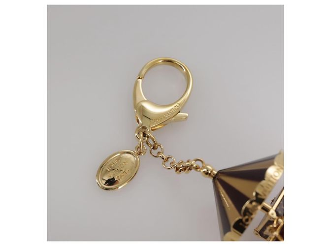 LOUIS VUITTON Bijoux Sac Carrousel Charm metallo Oro M66782 LV Auth 97979SAM D'oro - vista 9
