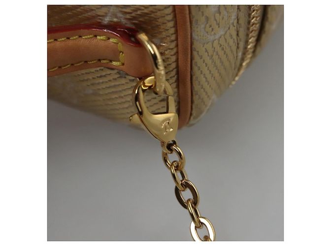 LOUIS VUITTON Microvanity Laminato Monogramma Oro M22920 LV Auth EC760SM D'oro - vista 16