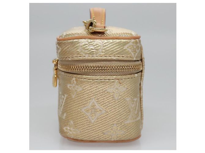LOUIS VUITTON Microvanity Laminato Monogramma Oro M22920 LV Auth EC760SM D'oro - vista 3