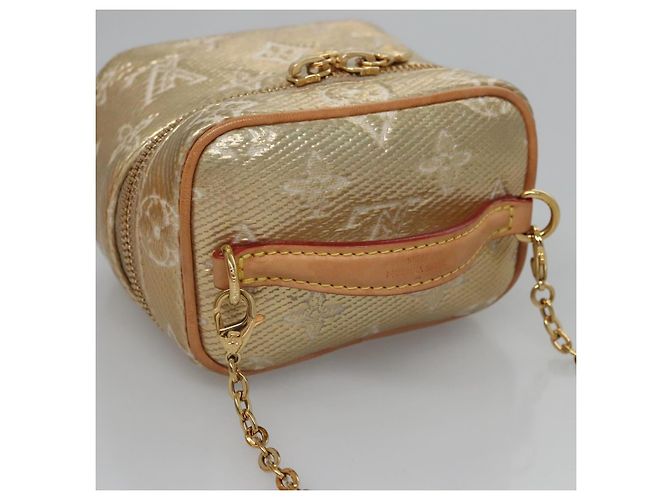 LOUIS VUITTON Microvanity Laminato Monogramma Oro M22920 LV Auth EC760SM D'oro - vista 6