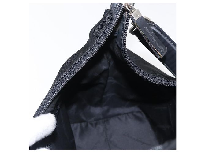 Borsa a Spalla Vala in Nylon Nero e Argento di Salvatore Ferragamo Auth ka686 - vista 18