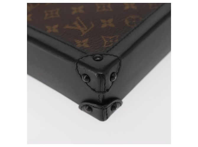 LOUIS VUITTON Pochette Trunk Vertical Monogram M63913 LV Auth 146560SAM Monogramma - vista 15