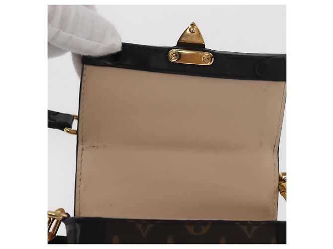 LOUIS VUITTON Pochette Trunk Vertical Monogram M63913 LV Auth 146560SAM Monogramma - vista 9
