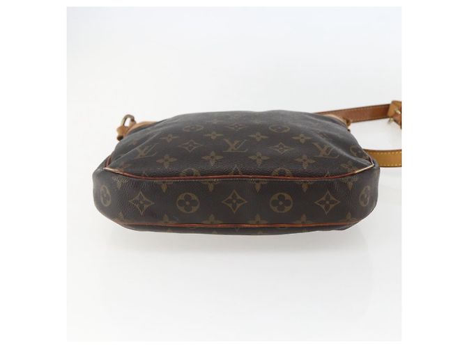 LOUIS VUITTON Bolso de Hombro Monogram Odeon PM M56390 LV Auth 155268 Monograma - vista 5