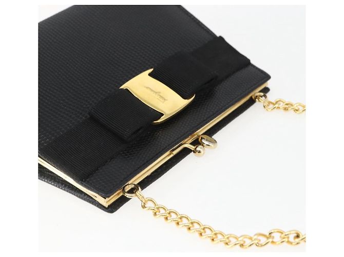Borsa a Spalla Vala in Pelle Nera e Oro di Salvatore Ferragamo Auth 157062 Nero D'oro - vista 6