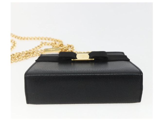 Borsa a Spalla Vala in Pelle Nera e Oro di Salvatore Ferragamo Auth 157062 Nero D'oro - vista 9