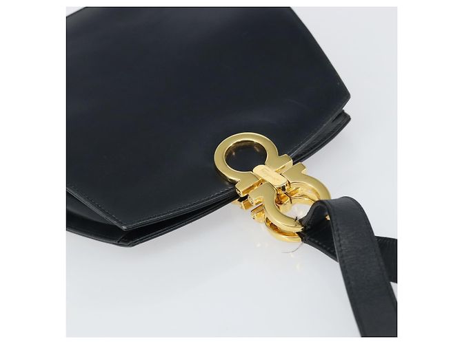 Borsa a Spalla Gancini in Pelle Salvatore Ferragamo Blu Navy Oro Auth 157634 D'oro - vista 6