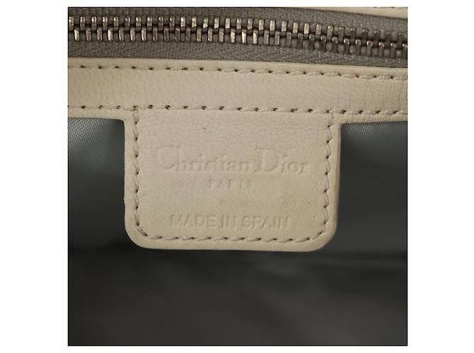 Borsa a Spalla Romantica Trotter Christian Dior PVC Bianco Argento Auth 155320V - vista 20