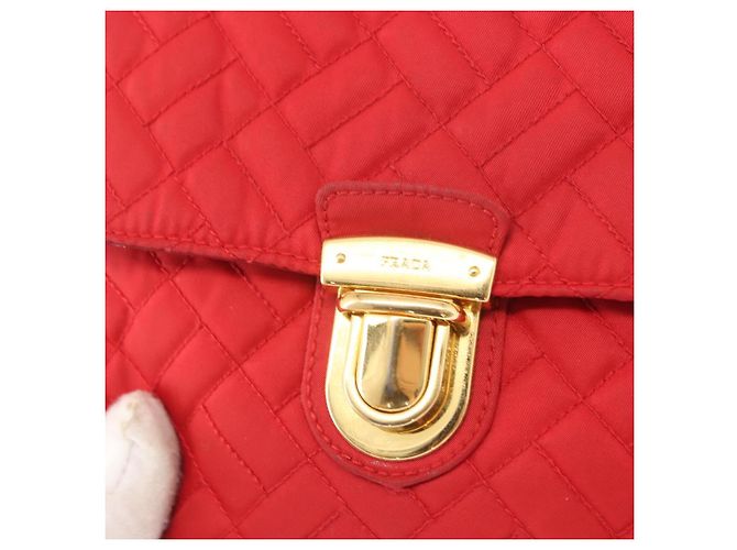 PRADA Bolso de Hombro con Cadena Nylon Rojo Dorado Auth 156490 Roja - vista 14