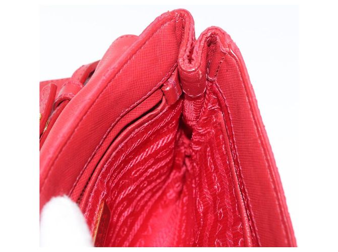PRADA Bolso de Hombro con Cadena Nylon Rojo Dorado Auth 156490 Roja - vista 18