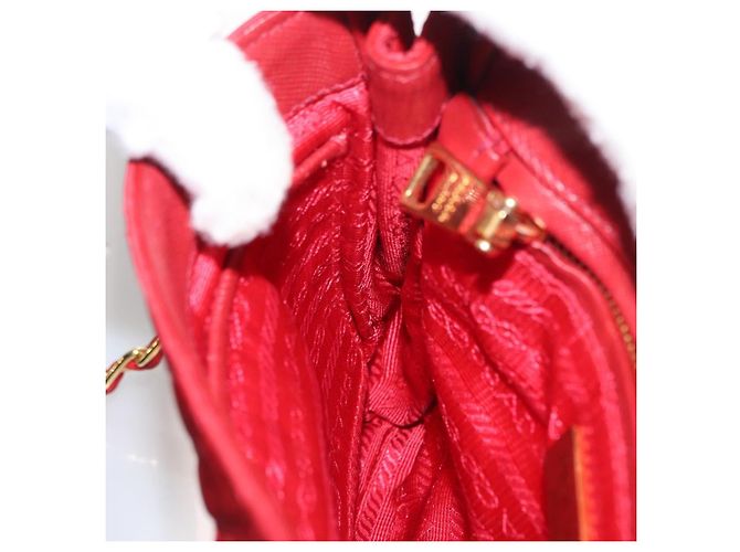 PRADA Bolso de Hombro con Cadena Nylon Rojo Dorado Auth 156490 Roja - vista 19