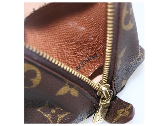 LOUIS VUITTON Pochette Cosmetica Demi Ronde Monogram M47520 LV Auth BA9183 Monogramma - vista 17