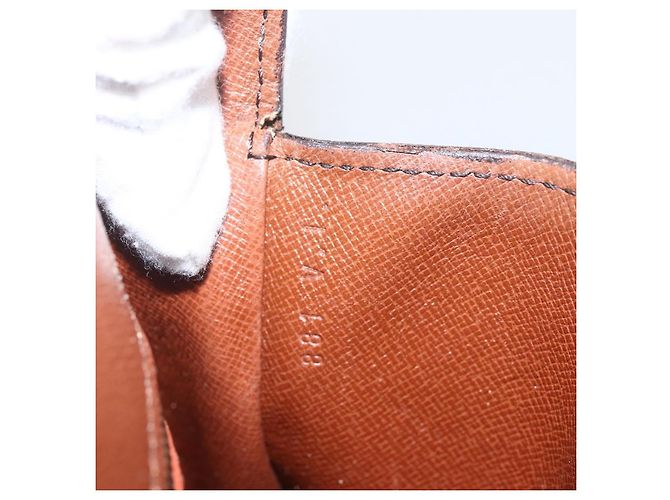 LOUIS VUITTON Sac à épaule Monogram Saint Cloud GM M51242 LV Auth 156757 Monogramme - vue 25