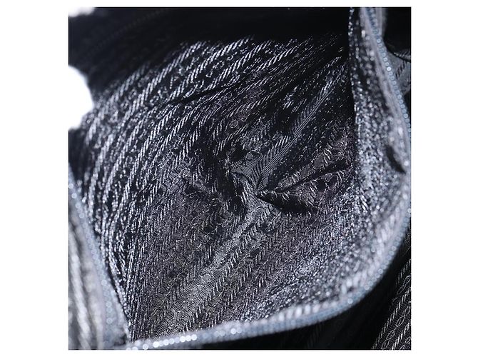 Prada Tote Bag aus schwarzem Nylon mit Silber authentisch 151531 - Ansicht 20